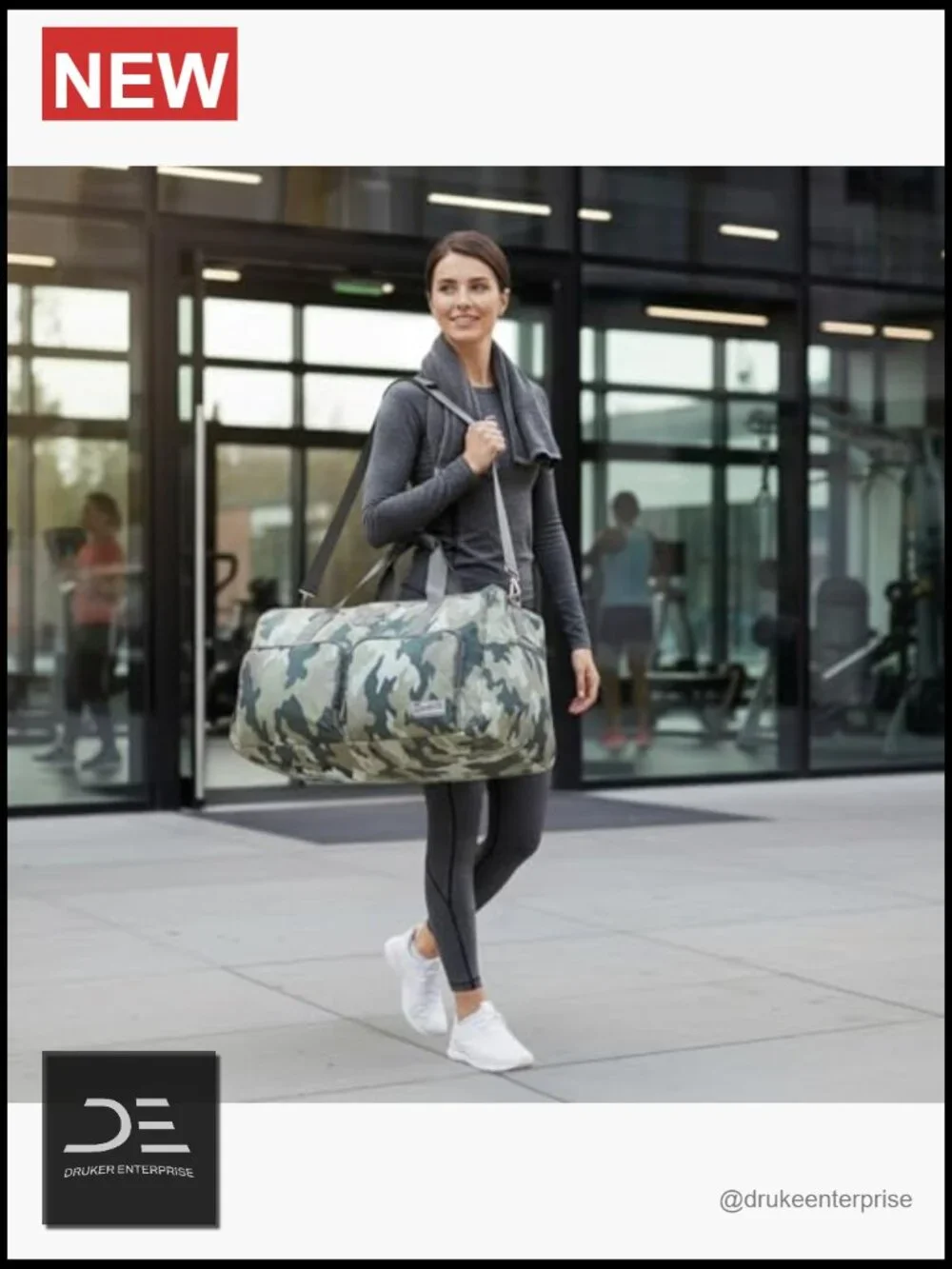 115L Foldable Overnight Duffle Bag with Adjustable Shoulder Strap for Travel Gym